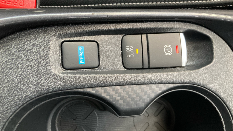 Nissan Juke 1.6 Hybrid Tekna 5dr Auto Hybrid Hatchback